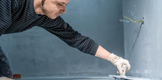 Jak wykonać hydroizolację łazienki z chemią systemową Ardex?